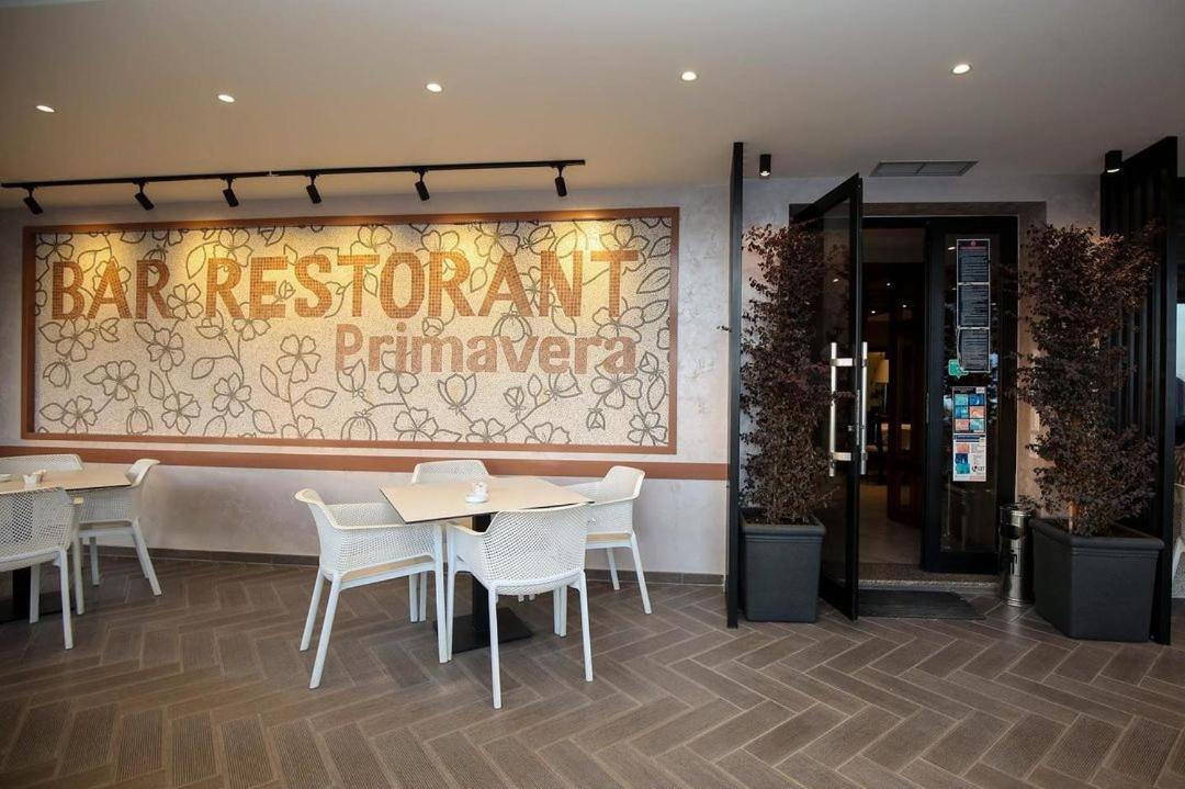 Hotel Primavera Vlore Exterior photo